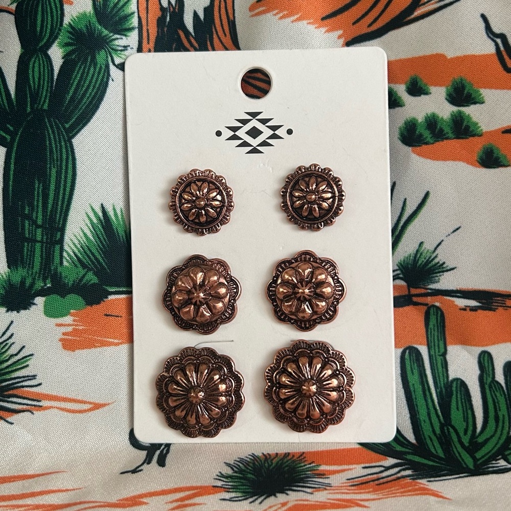 New Trio Set..Western Durango Desert Copper Flower Stud Earrings